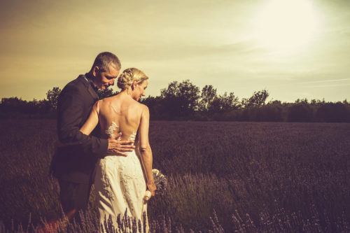 romantike Hochzeit in den Lavendel Feldern,,